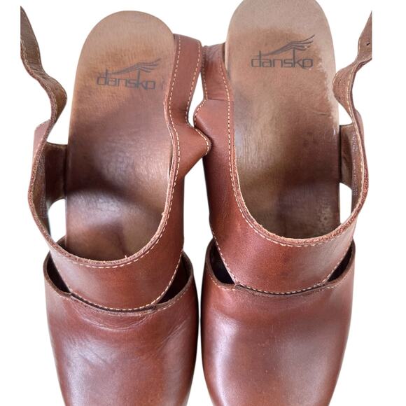DANSKO Riley Cut Out Slingback Clog Platform Heels in Brown Leather W 8.5–9 - Picture 11 of 13
